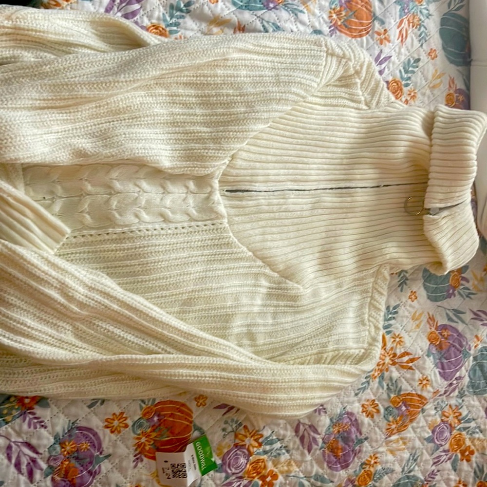 Sweater Guess